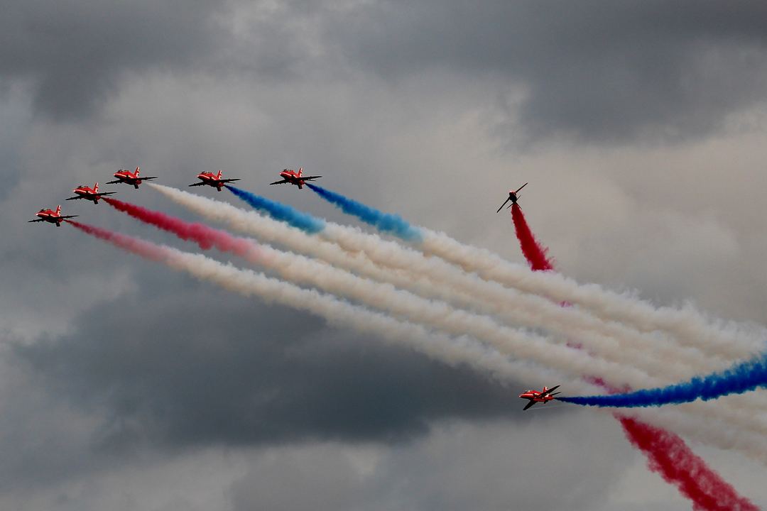 Red Arrows Saturday display at Oshkosh 2026
