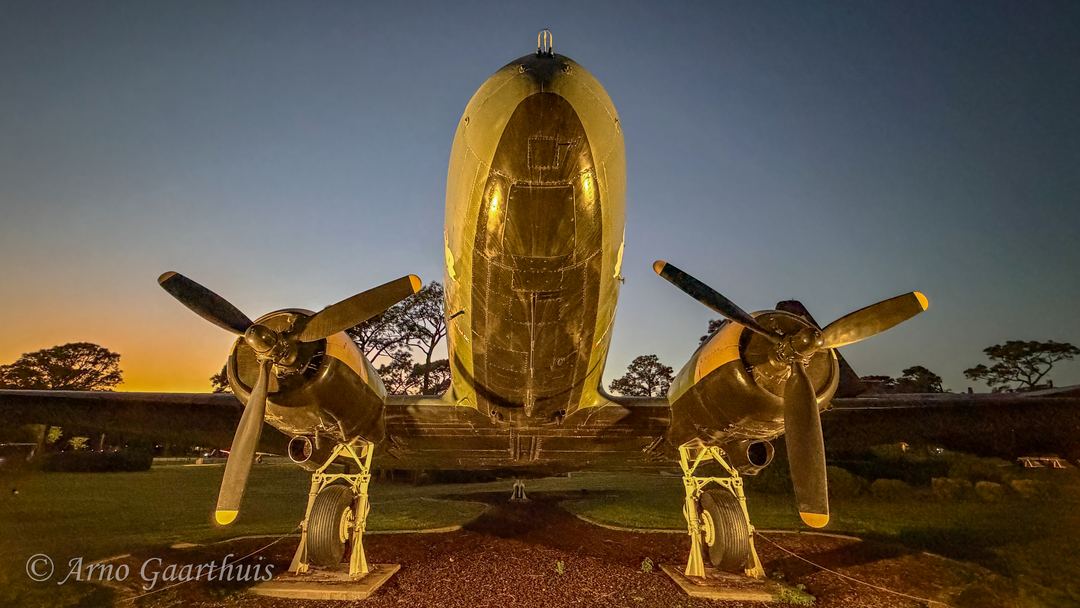 Hurlburt Field Memorial Park features some interesting lightning of the aircaft on display after sunset. Was working a bit with shade and highlights. Result tends to be a bit yellow ish but I like it since it fits the atmosphere of the lights used.