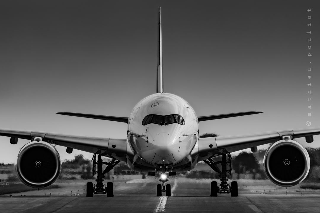 Face 2 face with Emirates A350 as it taxies to the gate.