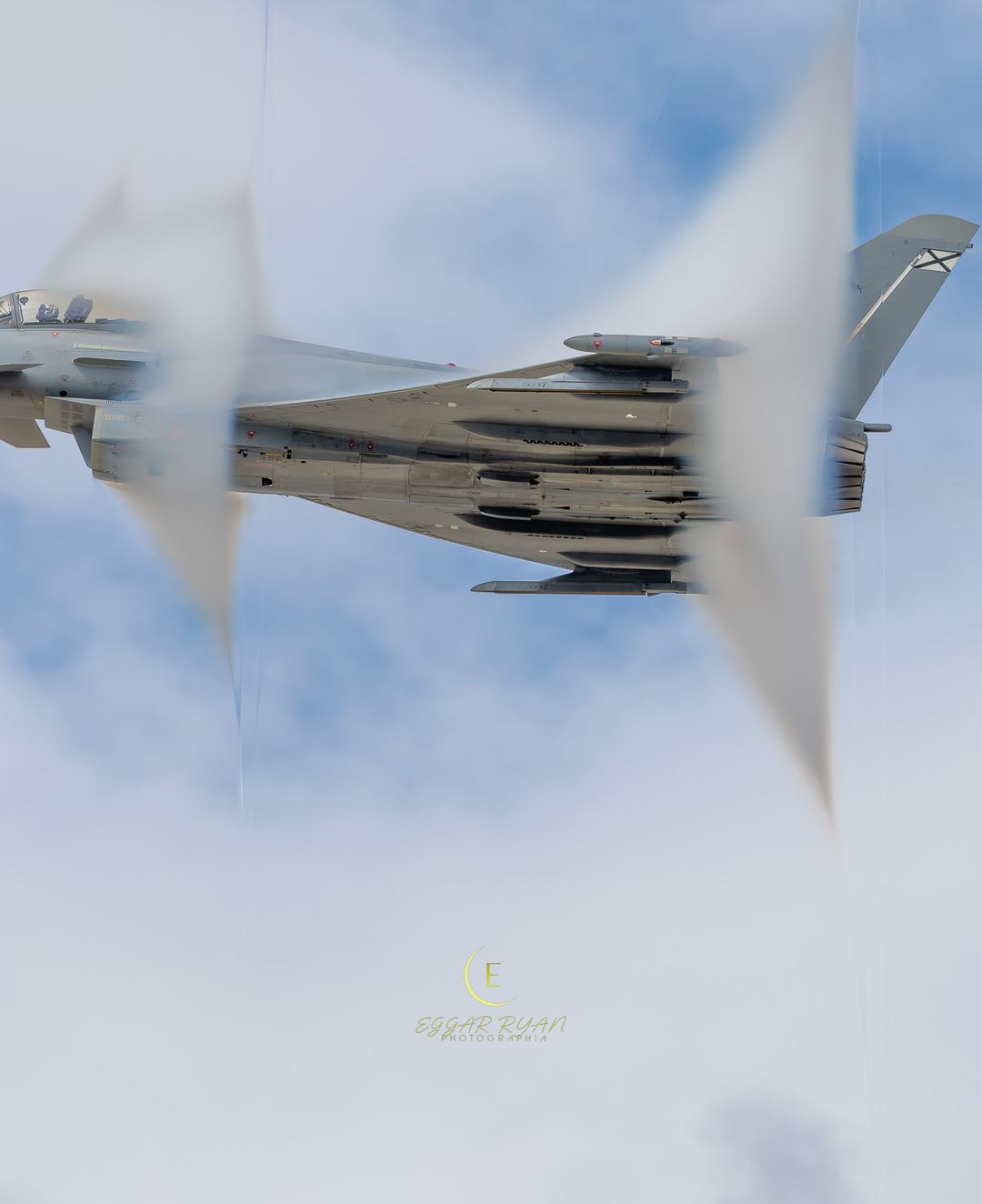 Spanish Eurofighter Tifòn edging the sound barrier at RIAT 25 