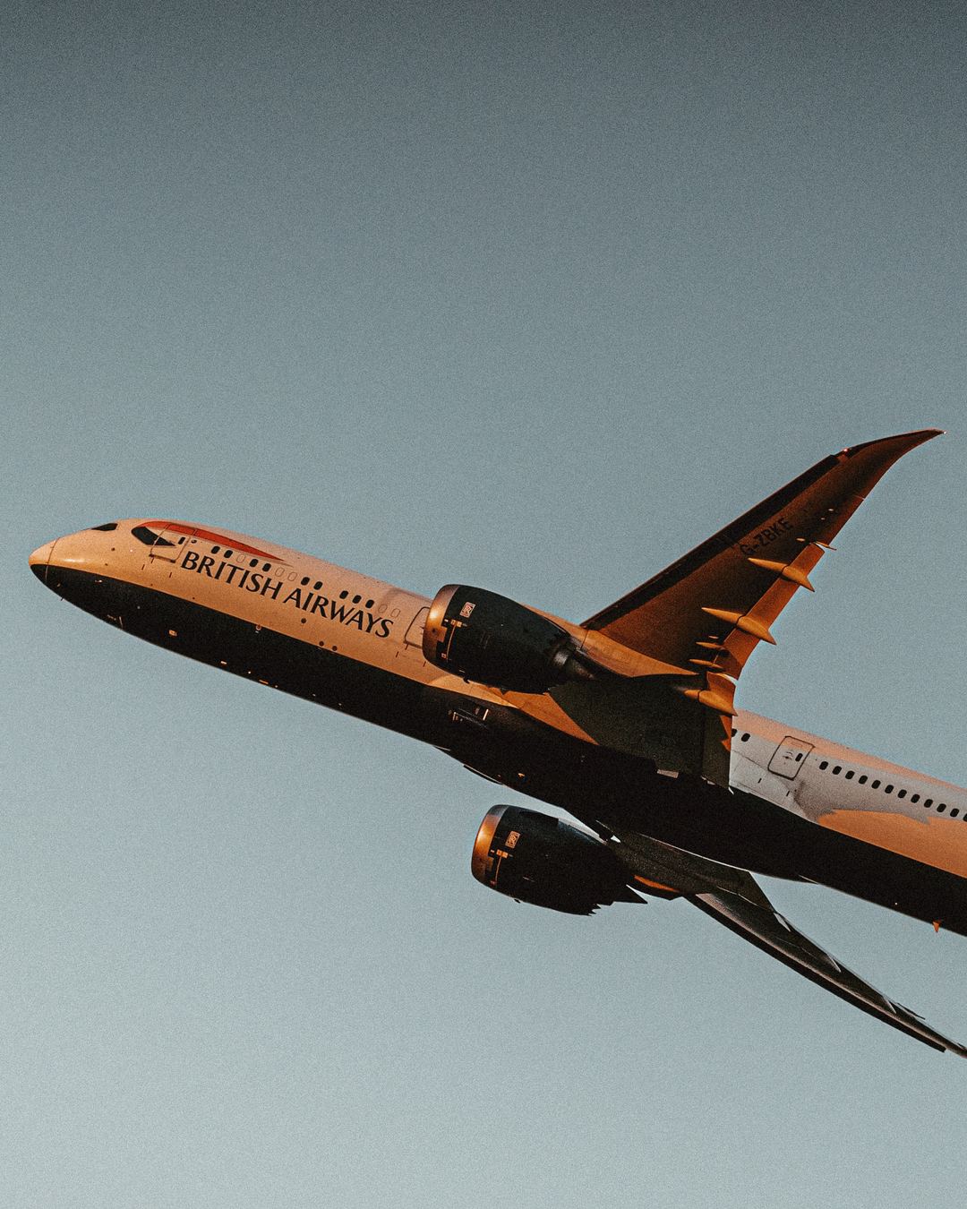 British Airways 787 departing PDX 
