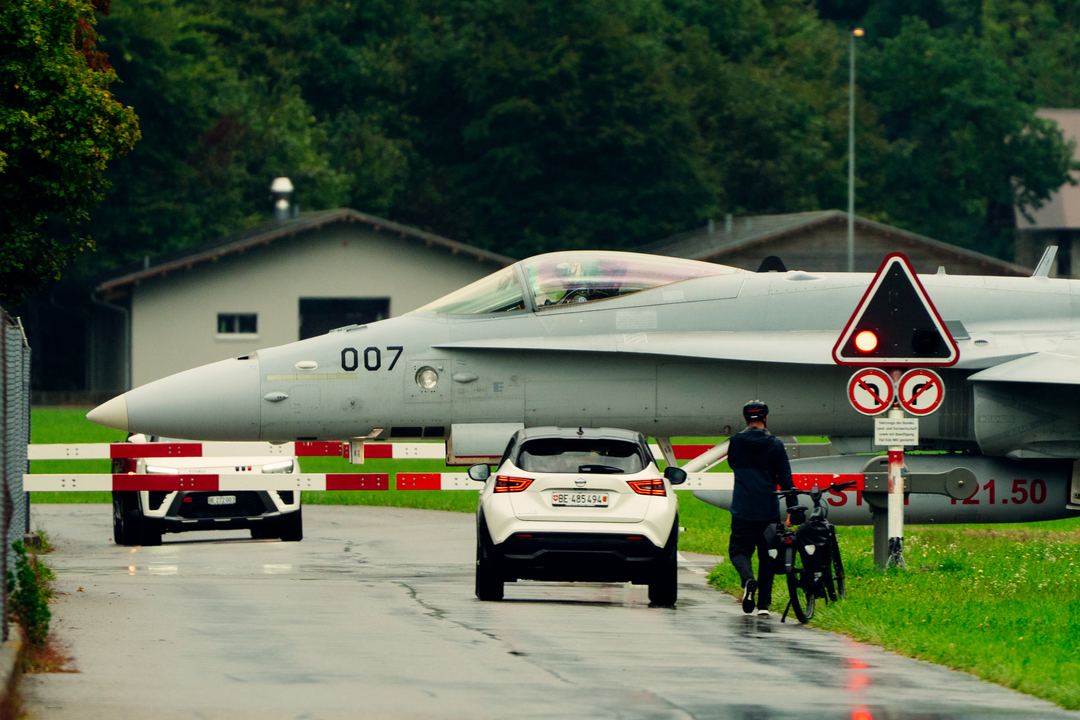 You can’t get much closer to the mighty F-18 than at Meiringen Airbase in the Swiss alps!