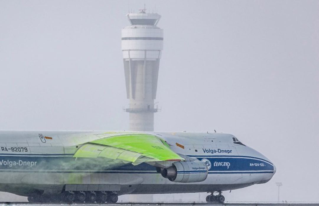 AN-124 departing CYYC RWY35R on a -35°C day in 2022. 