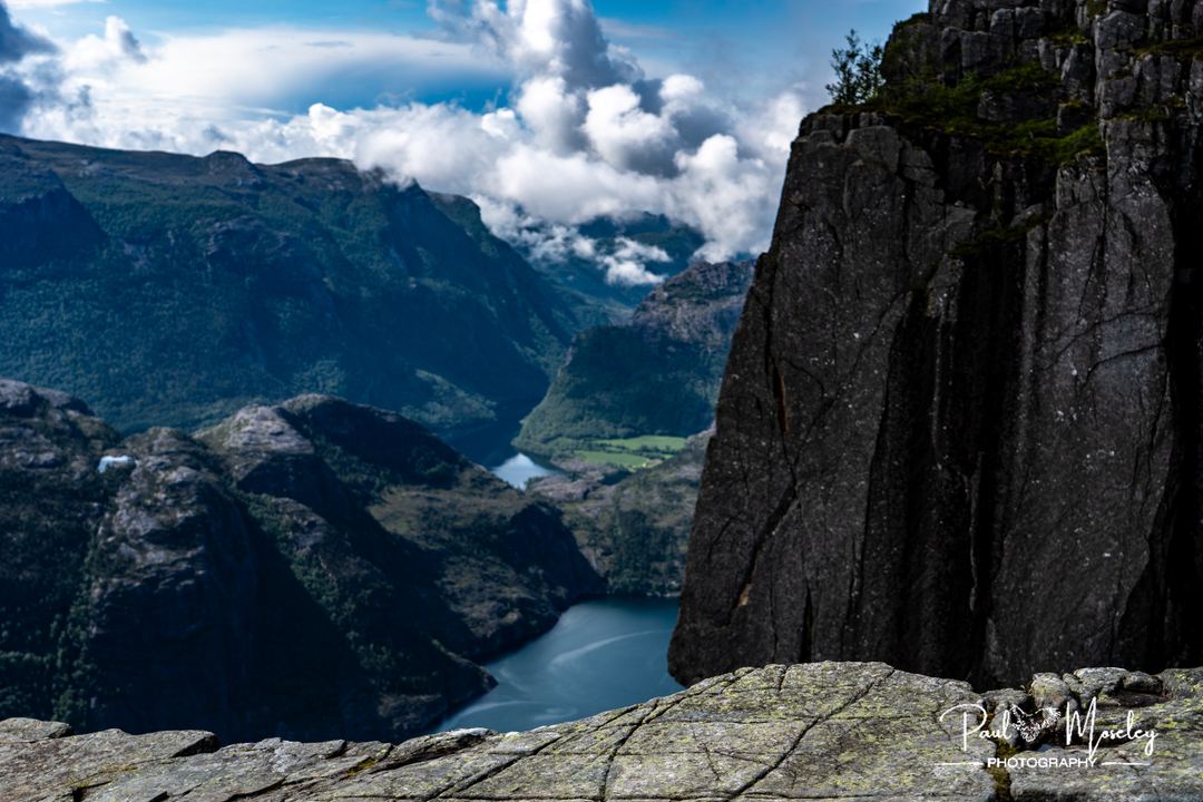 Pupit Rock from a different view and not where everyone else stands for their selfies.  The whole view took my breath so I captured various angles and the cloud you see in the distance at one point covered the whole valley and you couldn't see a metre in front of you then it cleared and this appeared in front of your eyes, it is epic👌