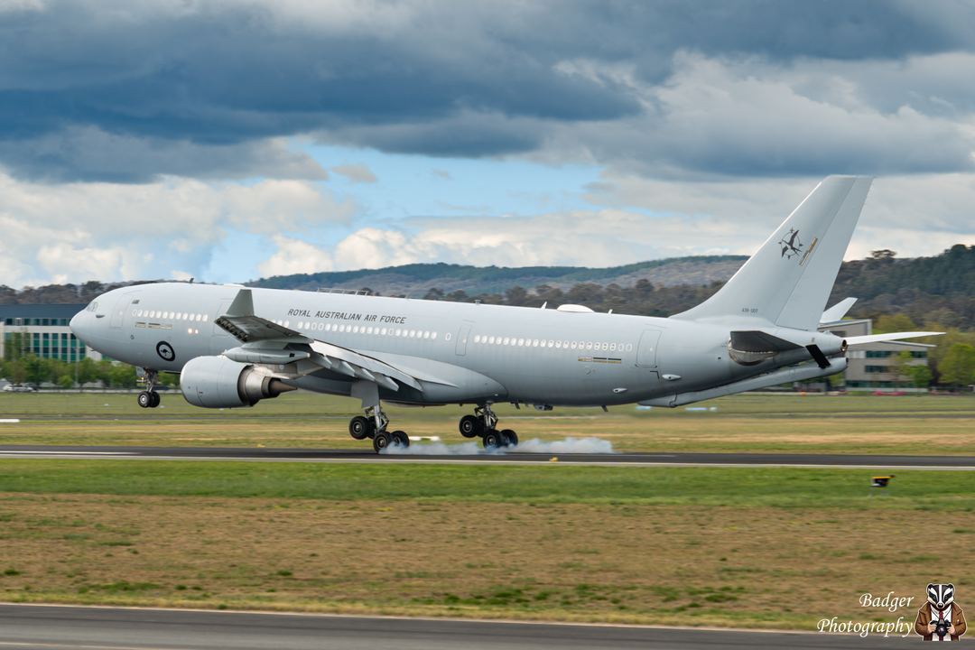 RAAF KC-30A '007' touching down in the Nation's Capital on the weekend. 