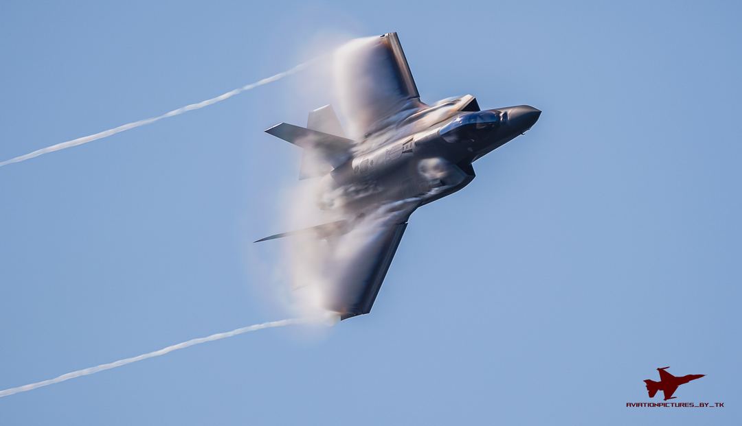 The Ghost of KeeBee


USAF F-35 Denoteam at BAF Days 2023, Kleine-Brogel Air Base Belgium