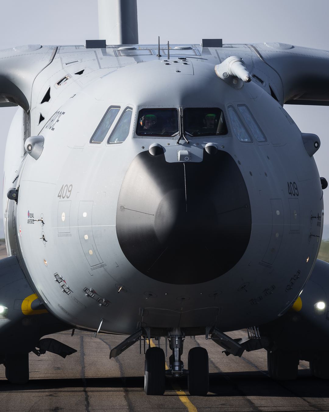 ZM409 heading straight back out after a hot fuel at RAF Waddington 