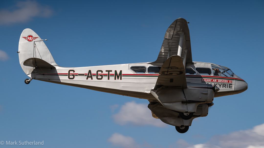 Brush Coachworks Dragon Rapide 6 . Old Warden 22/8/26 