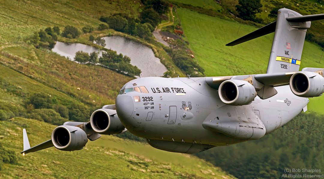 USAF C-17 low level in Wales July 2017