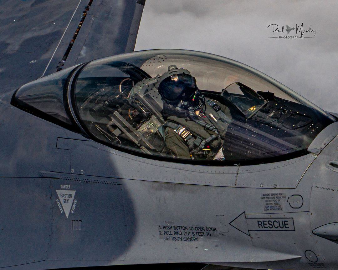 This was from my first A2A and felt this was another great view of the F16 pilot👌