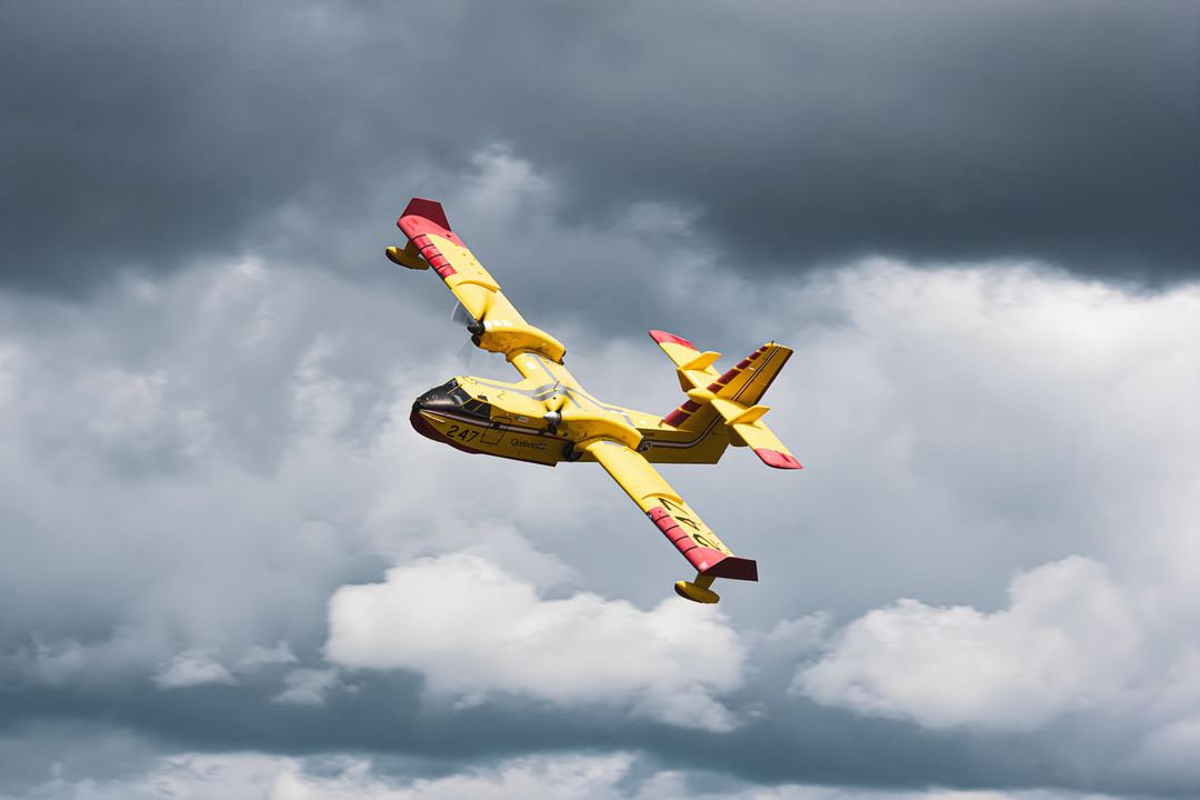 CL-415 action 