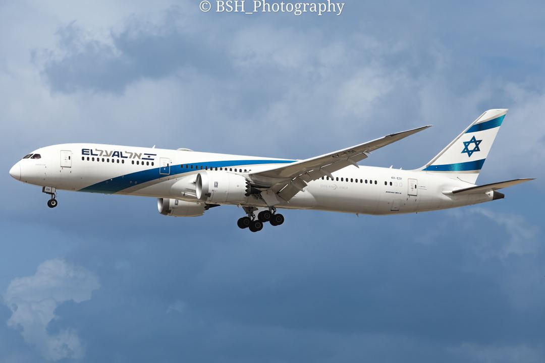 EL AL 787