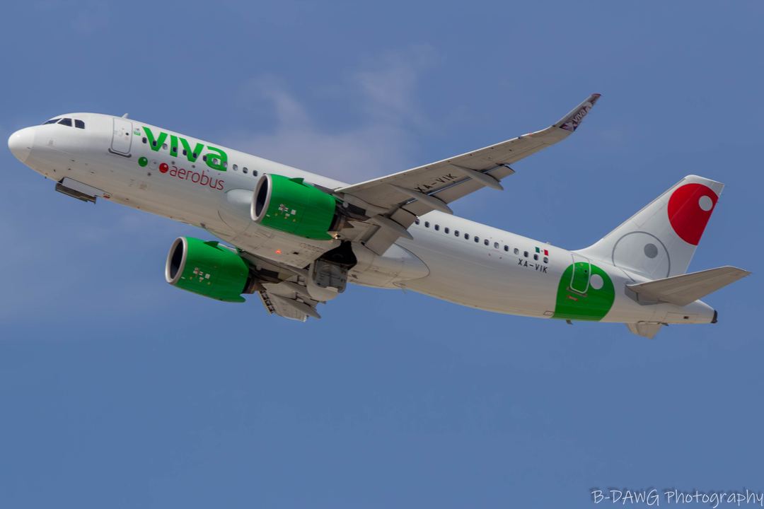 Viva Aerobus blasting off out of McCarran…