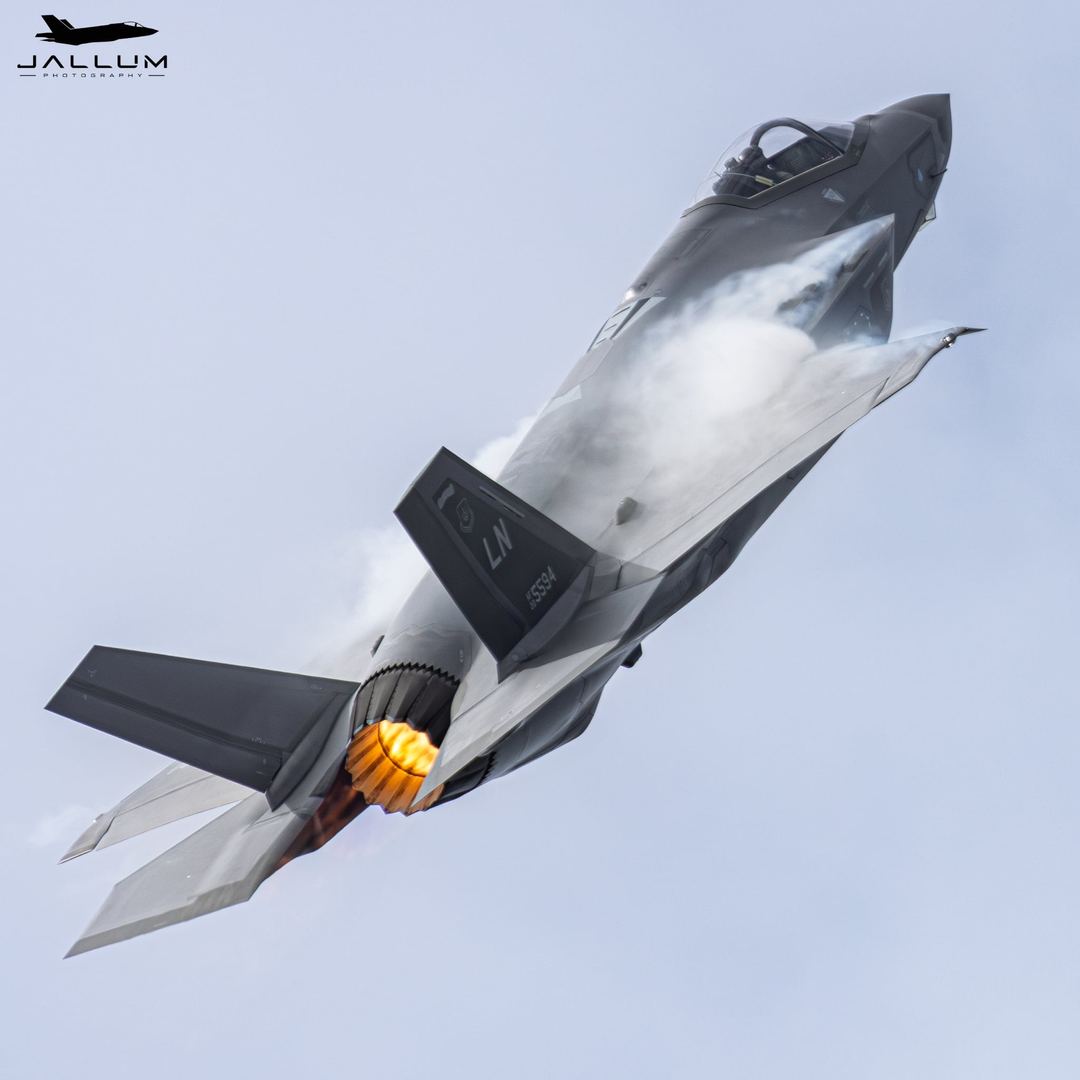 493rd FS Grim Reapers - Quick Climbing out of RAF LAKENHEATH