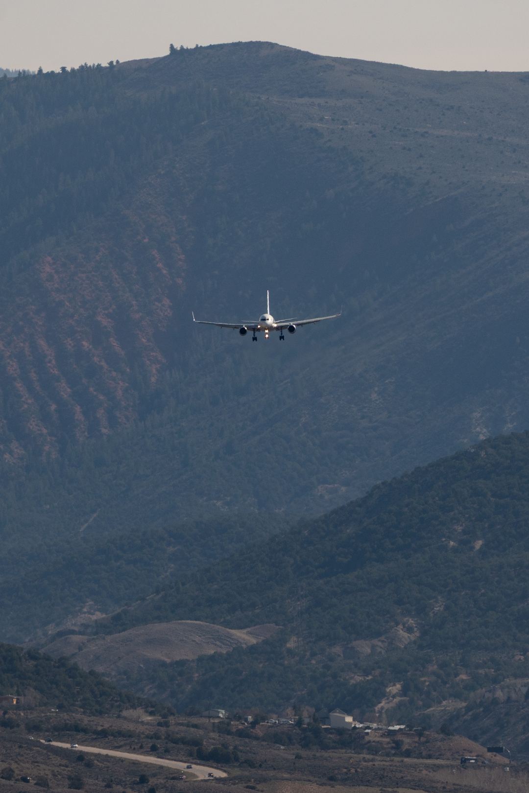 Scenic Final approach at EGE