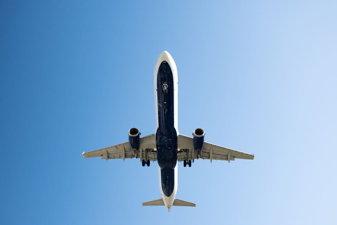A321 belly from LAX 24L final