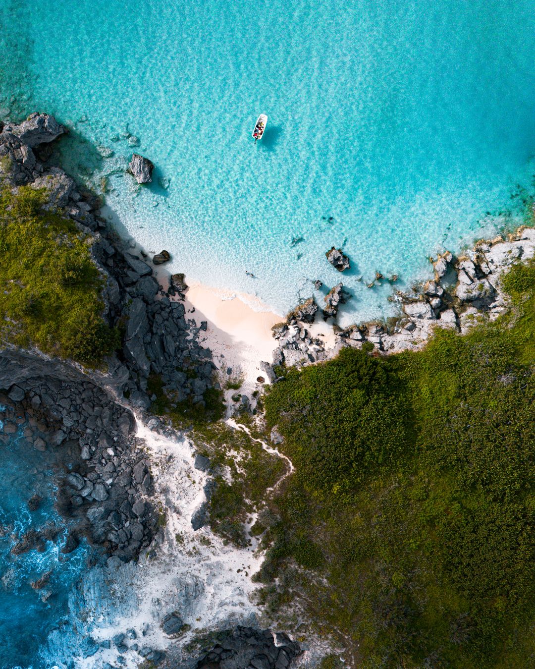 Charles Island, at the end of the Tuckers Town Peninsula, is an excellent example of visualising corrosion, as the middle of the island is collapsing in on itself. It’s predicted by the next large hurricane that Charles island will be two islands.
