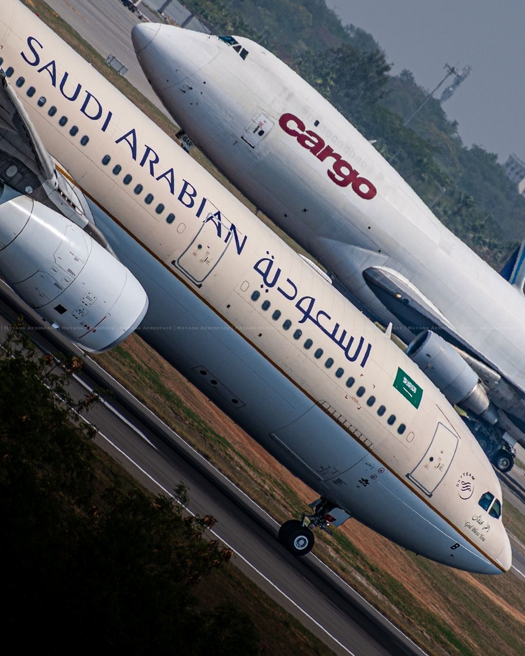 A330-300 and the 747-200