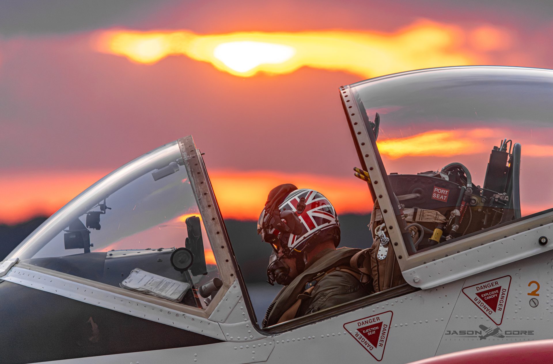 Nick Snow brings his JP5 in for an evening landing at Southend